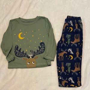 Kids Pajamas Set - Green and Blue Moose Design